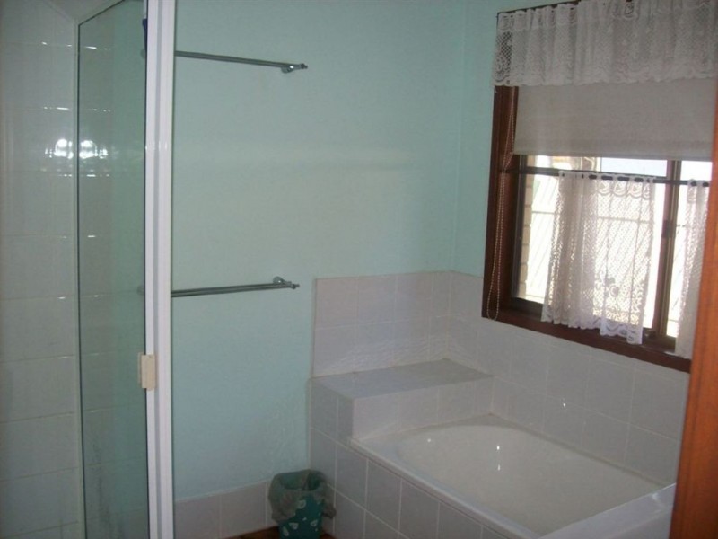 12 Wilson Drive, Camira QLD 4300