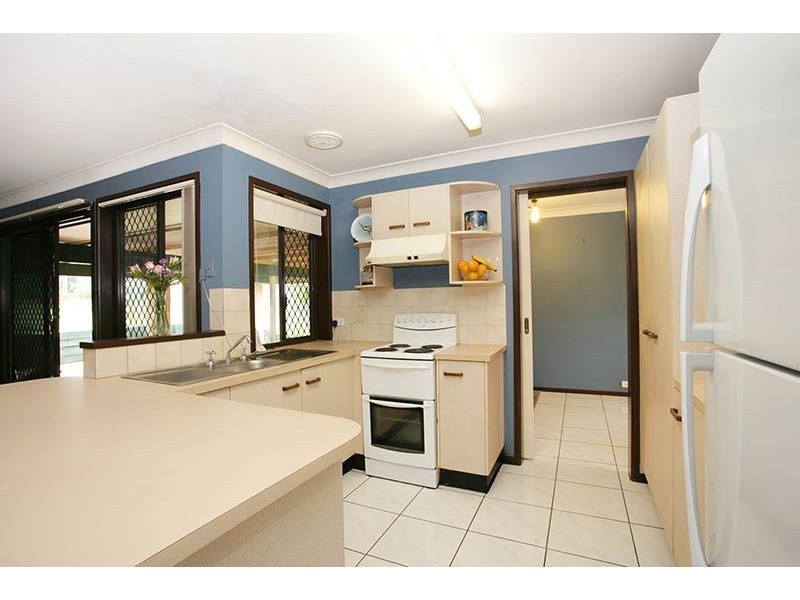 7 Myra Court, Camira QLD 4300