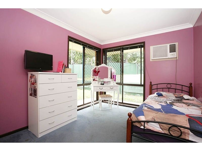 7 Myra Court, Camira QLD 4300