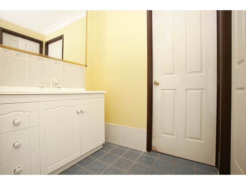 7 Myra Court, Camira QLD 4300