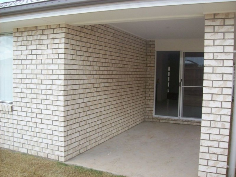 31 Valentine Cir, Augustine Heights QLD 4300