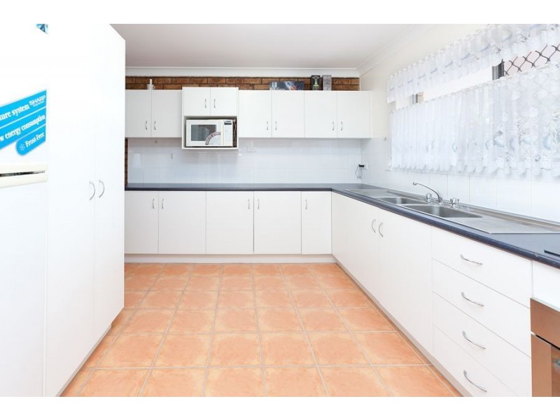5 Eleanor Court, Camira QLD 4300