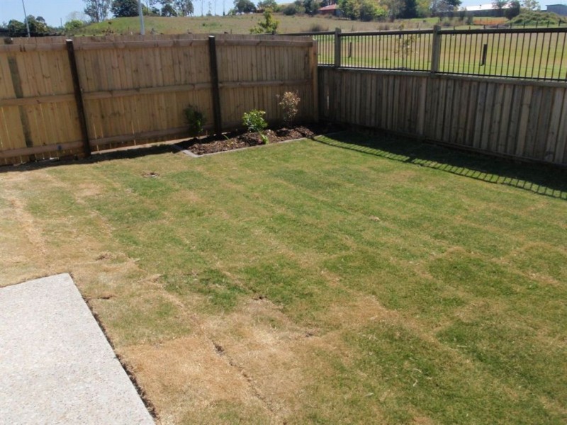 60 Huntley Cres, Redbank Plains QLD 4301