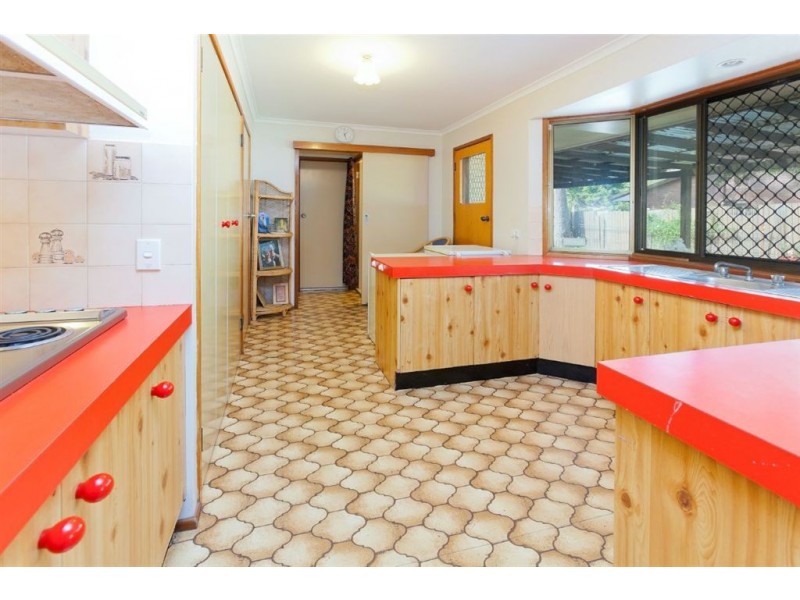32 Wilson Drive, Camira QLD 4300