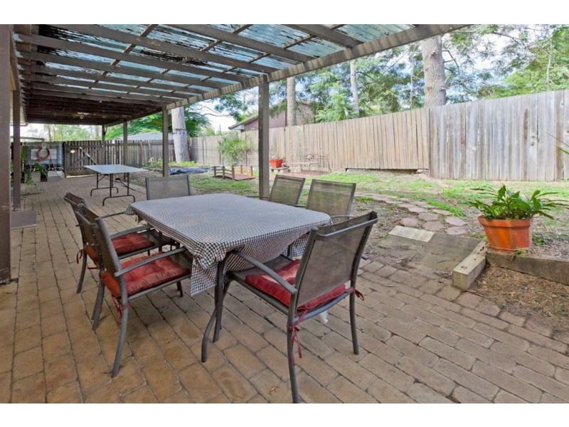 32 Wilson Drive, Camira QLD 4300