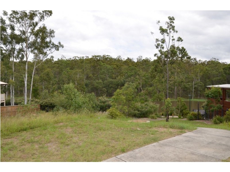 18 Lakeview Place, Springfield Lakes QLD 4300