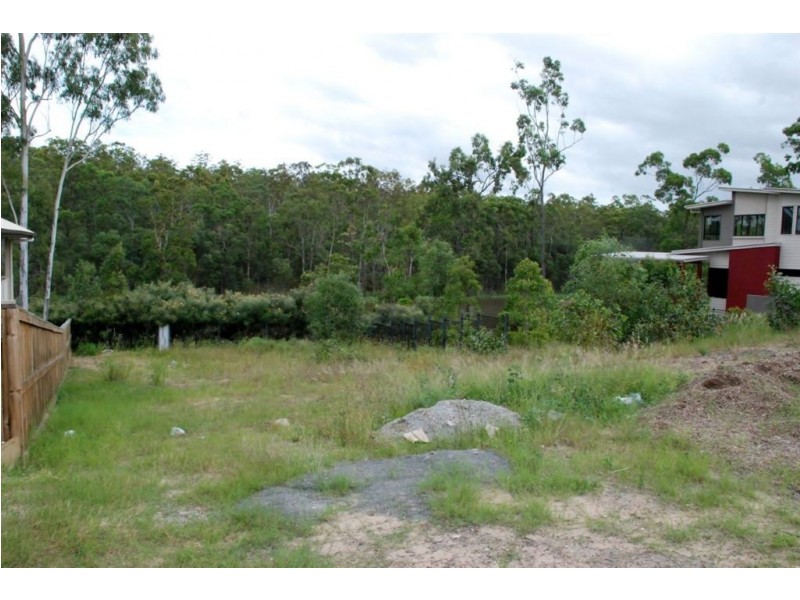 18 Lakeview Place, Springfield Lakes QLD 4300