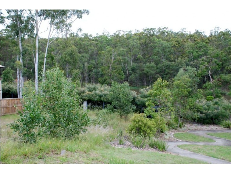 18 Lakeview Place, Springfield Lakes QLD 4300