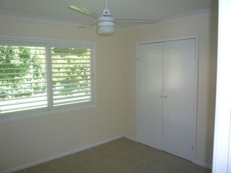 85 Kilkivan Avenue, Kenmore QLD 4069