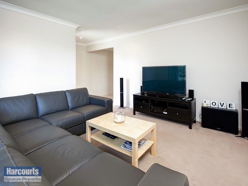 32 Jezabel Drive, Springfield Lakes QLD 4300