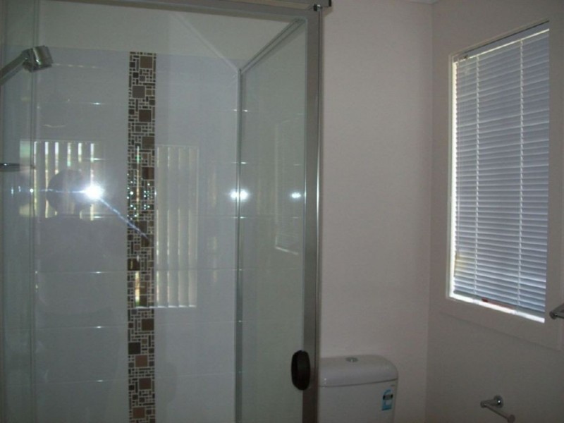 32 Drewett Ave, Redbank Plains QLD 4301
