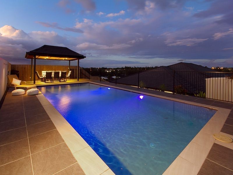 9 Aristotle Avenue, Augustine Heights QLD 4300