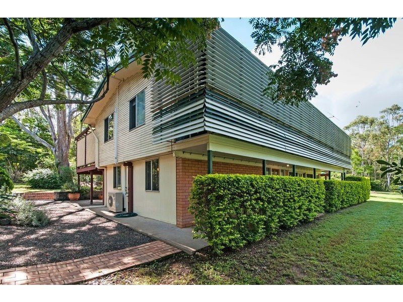 224 Junction Rd, Karalee QLD 4306