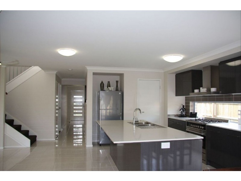 82 Tindle Street, Redbank Plains QLD 4301