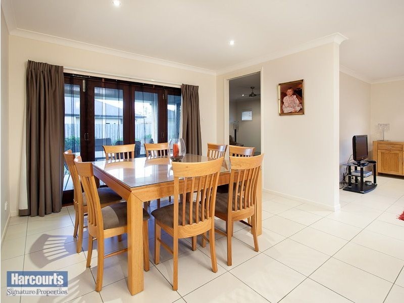 7 Aurelius Street, Augustine Heights QLD 4300