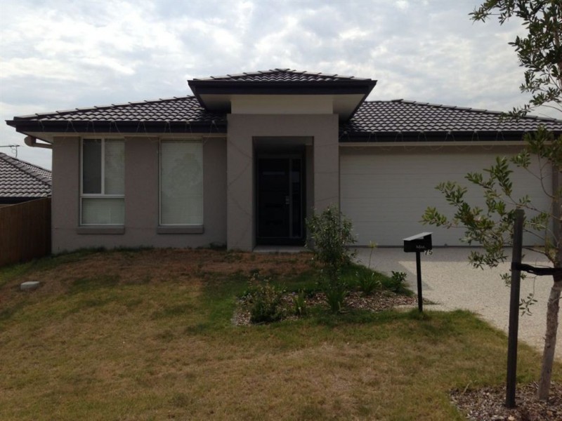 75 Valentine Cir, Augustine Heights QLD 4300