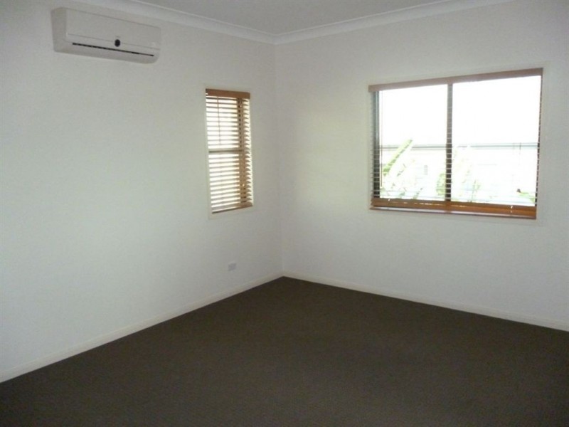 34 The Promenade, Springfield Lakes QLD 4300