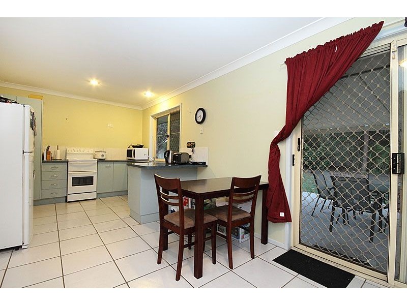 5 Karnak Ct, Camira QLD 4300