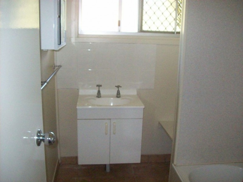26 Price Street, Riverview QLD 4303
