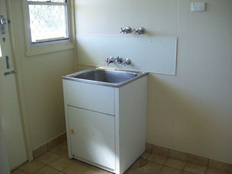 26 Price Street, Riverview QLD 4303