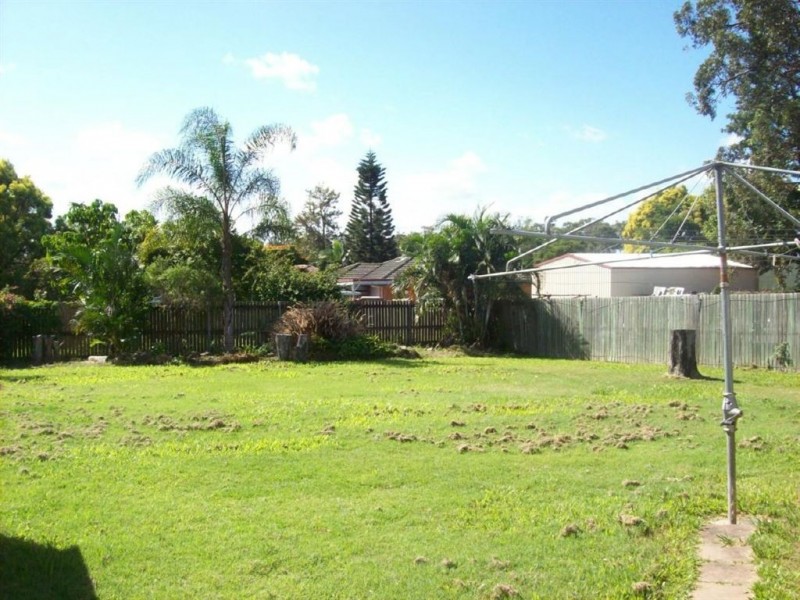 26 Price Street, Riverview QLD 4303