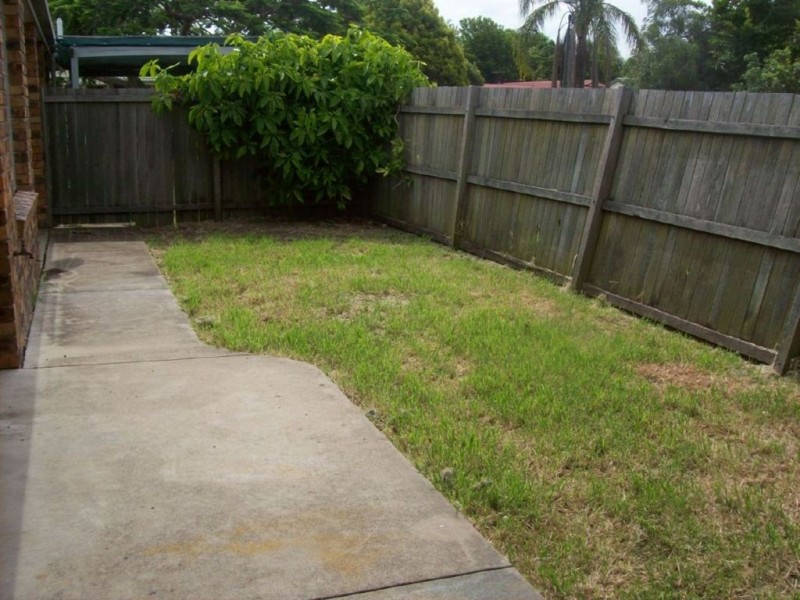 8B McBrien st, Redbank Plains QLD 4301