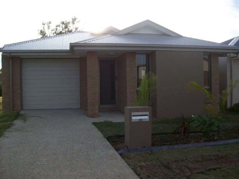 38 Drewett Ave, Redbank Plains QLD 4301