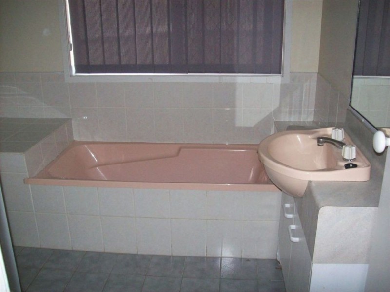 Camira QLD 4300
