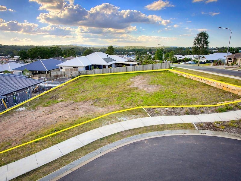 26 Patricius Place, Augustine Heights QLD 4300