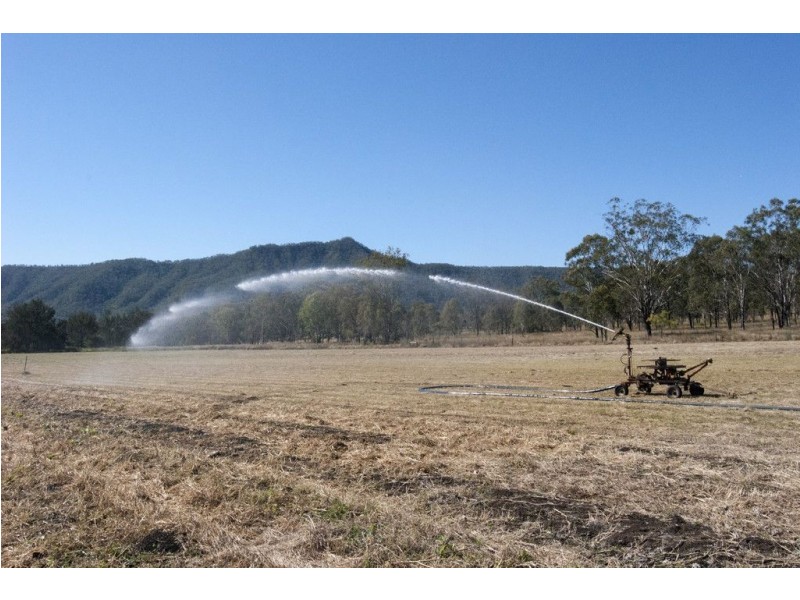 27 Main Camp Creek Rd, Thornton QLD 4341