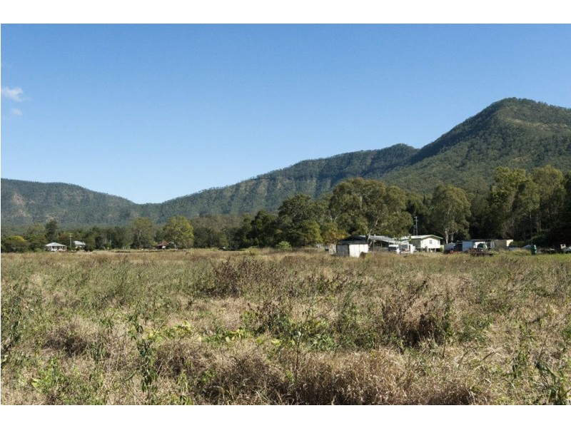 27 Main Camp Creek Rd, Thornton QLD 4341