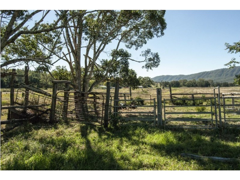 29 Main Camp Creek Rd, Thornton QLD 4341