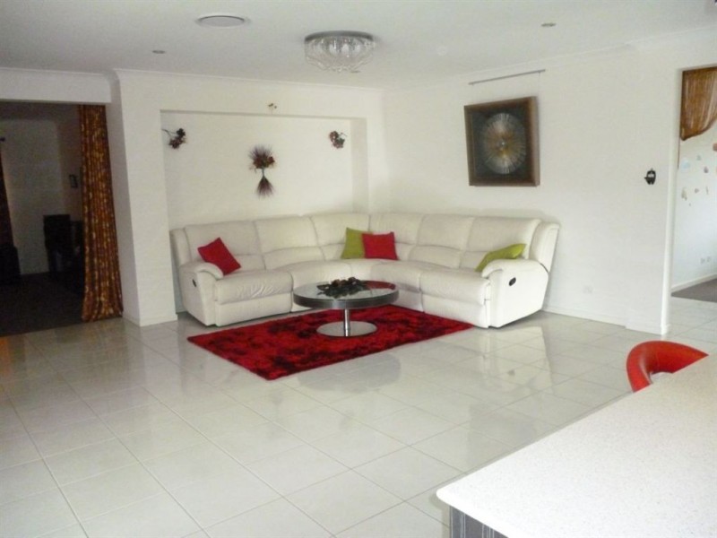 Augustine Heights QLD 4300