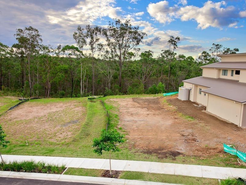27 Crest Ridge Parade, Brookwater QLD 4300