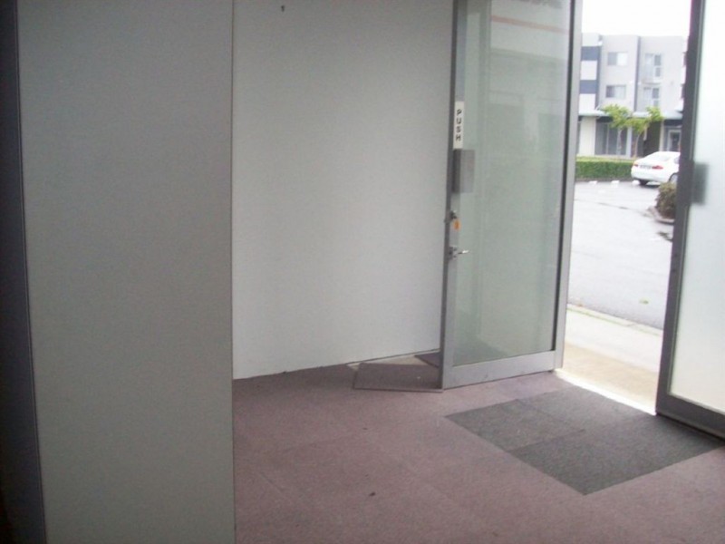 3/26-28 Commercial Dr, Springfield QLD 4300