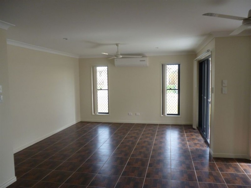 Augustine Heights QLD 4300