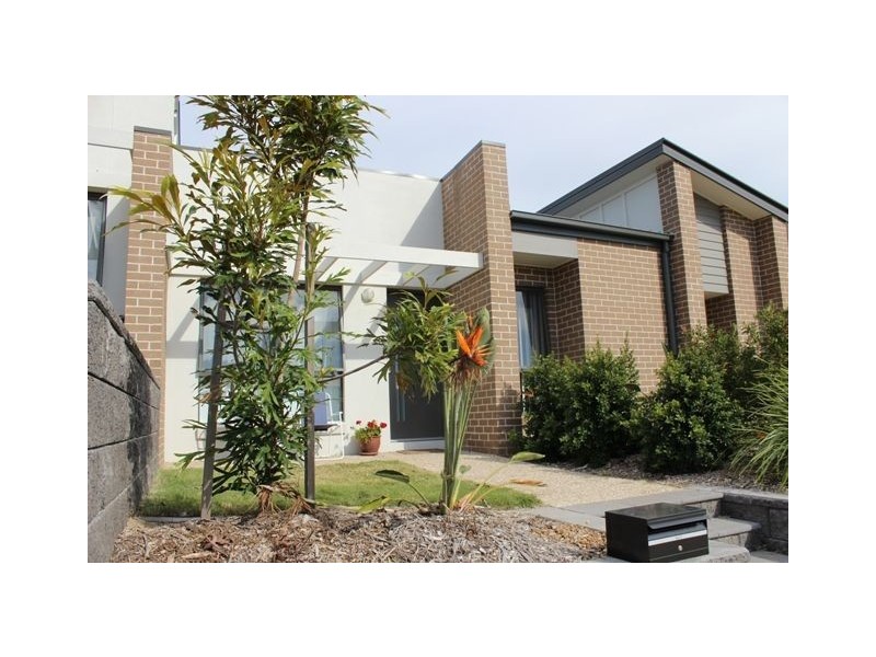 3/66 Glorious Promenade, Redbank Plains QLD 4301