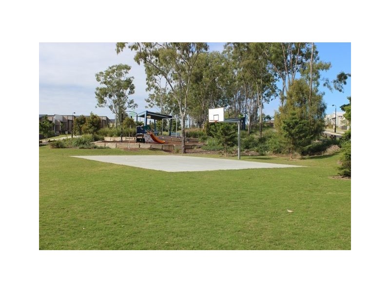 3/66 Glorious Promenade, Redbank Plains QLD 4301