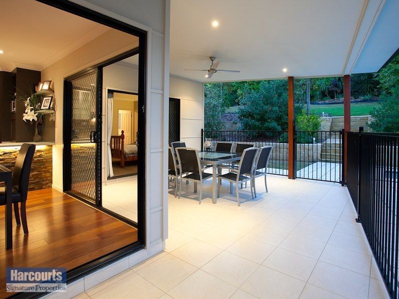 9 Kookaburra Place, Brookwater QLD 4300