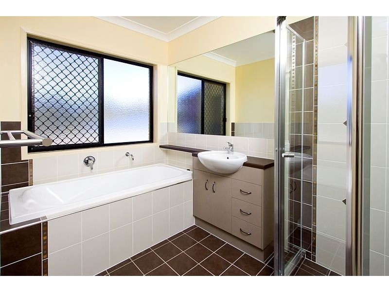 10 Thagaste Close, Augustine Heights QLD 4300