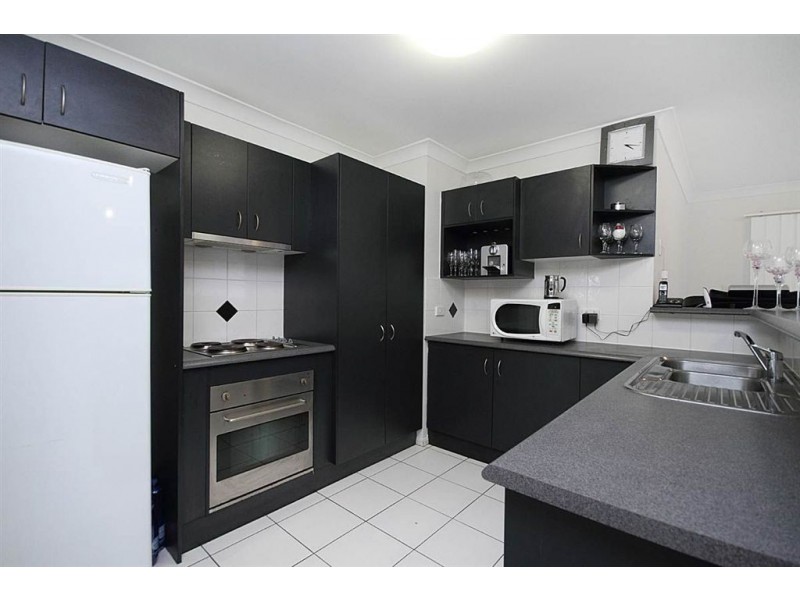 19 Davies St, Goodna QLD 4300