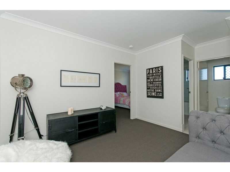 Augustine Heights QLD 4300