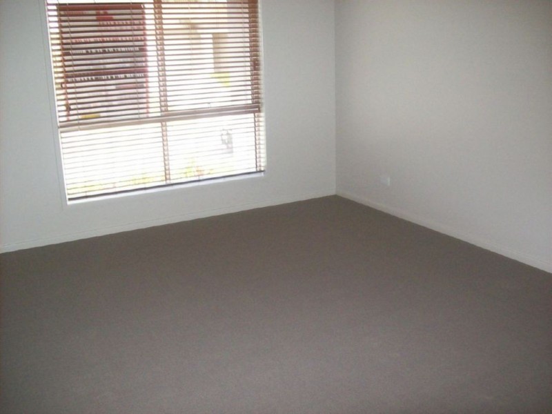 Augustine Heights QLD 4300