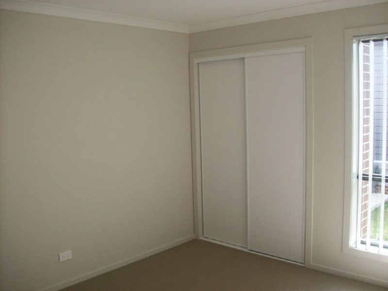 2/59 Glorious Prom, Redbank Plains QLD 4301