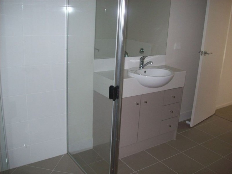 2/59 Glorious Prom, Redbank Plains QLD 4301