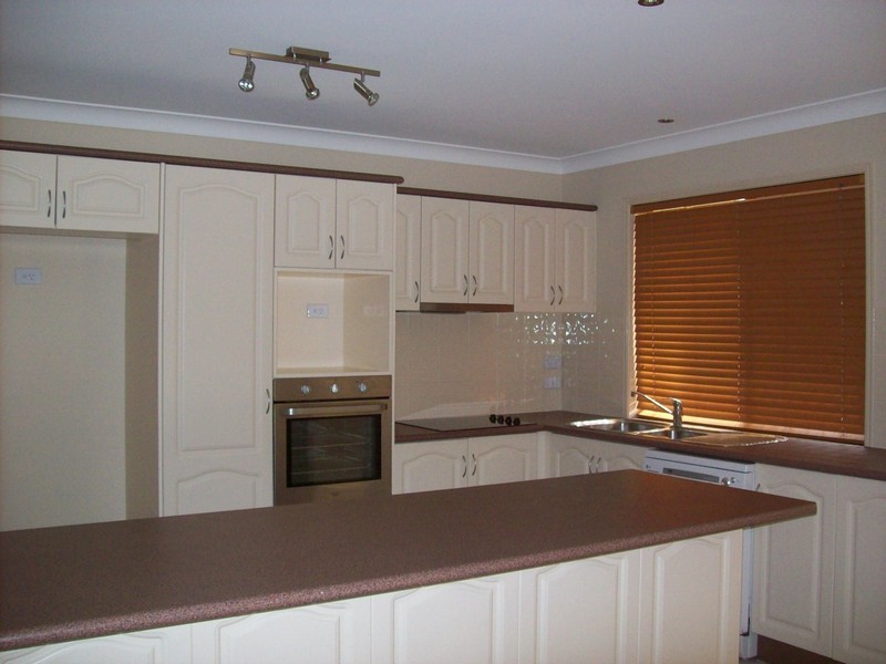 Springfield Lakes QLD 4300