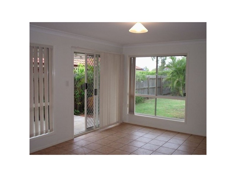 101 Centennial Way, Forest Lake QLD 4078
