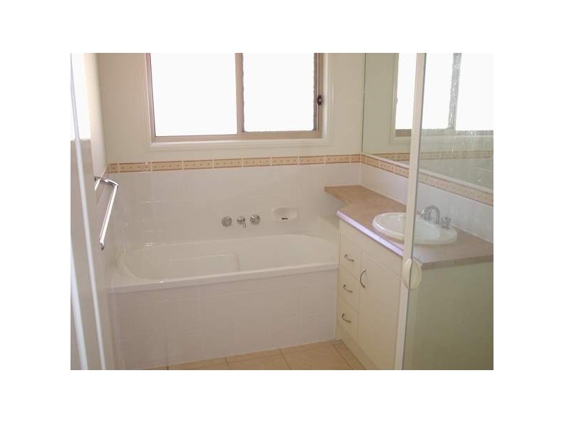 9 Liberty Street, Forest Lake QLD 4078