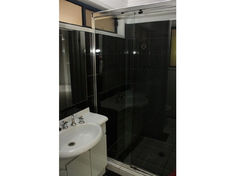 11 Leyburn Crescent, Forest Lake QLD 4078