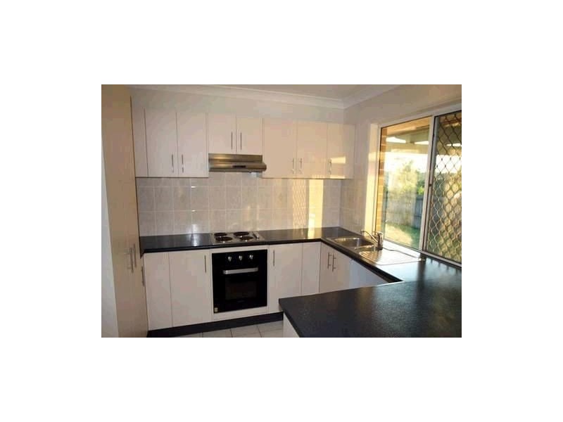 7 Talty Rise, Regents Park QLD 4118